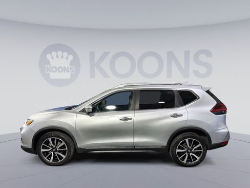 Used 2019 Nissan Rogue SL image 2