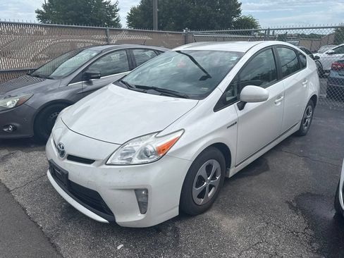 Used 2013 Toyota Prius Four FWD image 1