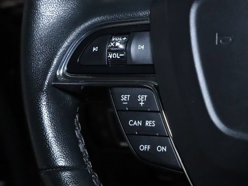 Certified 2022 Lincoln Nautilus AWD image 22