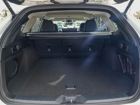 New 2025 Subaru Outback Limited image 11