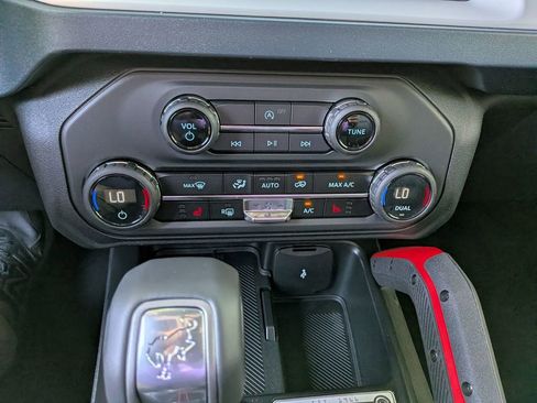 New 2026 Ford Bronco Heritage Edition AWD/4WD image 20