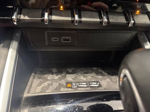 Certified 2023 Chevrolet Colorado Z71 w/ Z71 Convenience Package 2 image 23