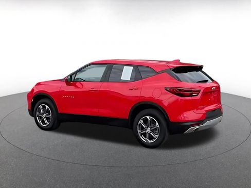 Used 2026 Chevrolet Blazer LT AWD/4WD image 9
