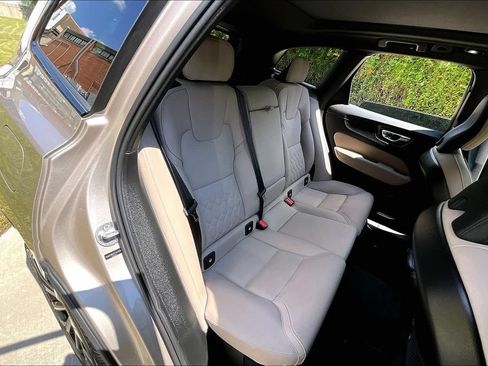 Used 2026 Volvo XC60 B5 Plus AWD/4WD image 37