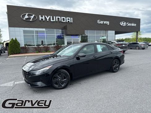 Certified 2023 Hyundai Elantra SEL w/ Cargo Package FWD image 1