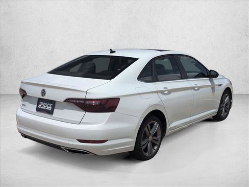 Used 2020 Volkswagen Jetta R-Line w/ R-Line Cold Weather Package FWD image 5
