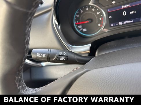 Used 2023 Chevrolet Traverse LT image 22