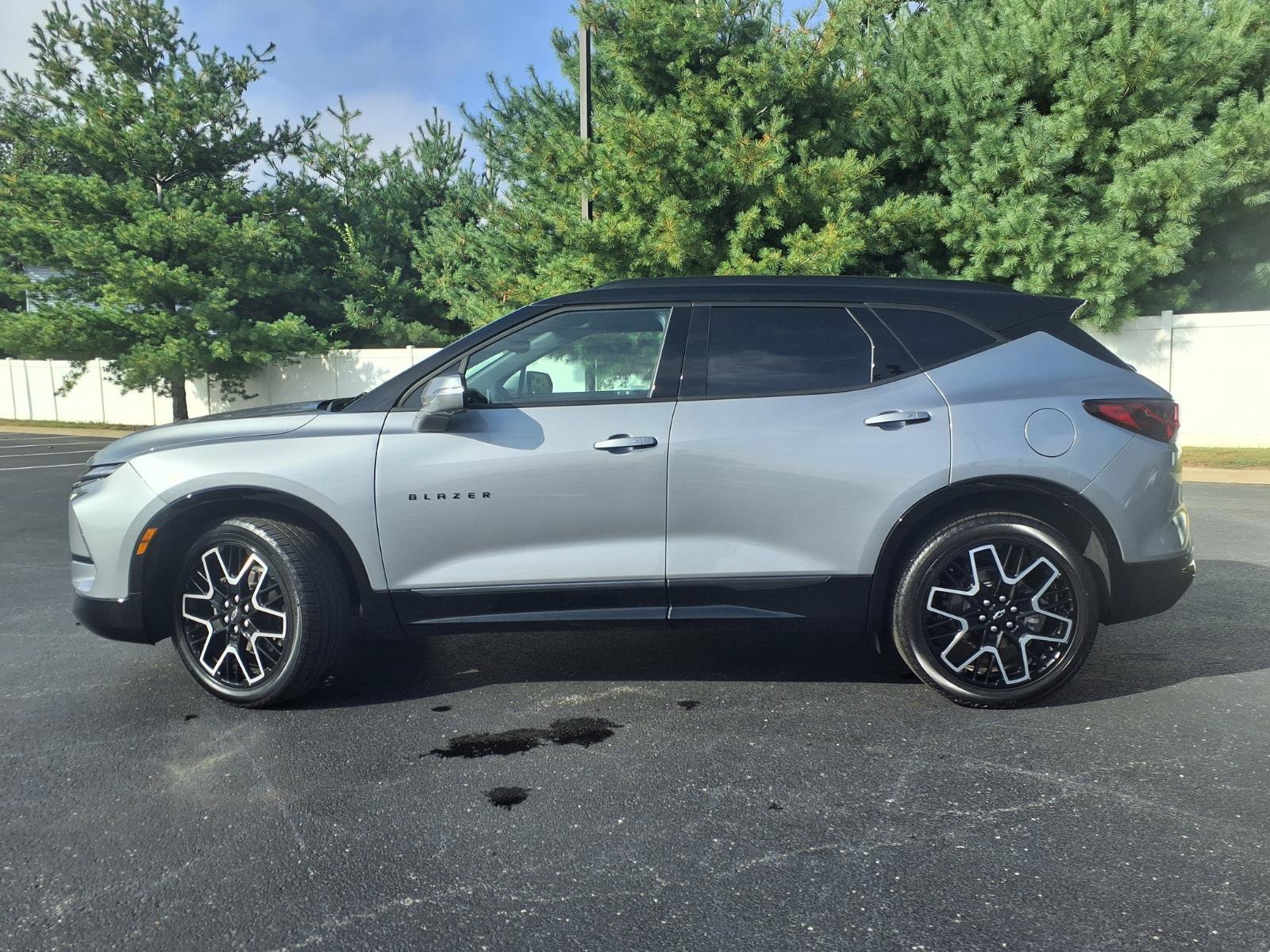 Used 2023 Chevrolet Blazer RS w/ Driver Confidence II Package FWD image 32