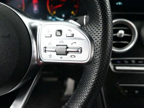 Used 2023 Mercedes-Benz GLC 300 4MATIC Coupe image 36