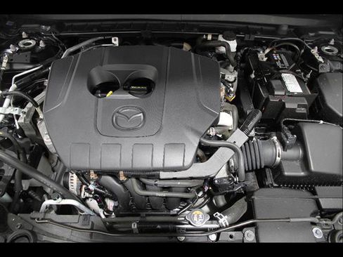 Certified 2025 MAZDA CX-30 AWD 2.5 S w/ Preferred Package image 19