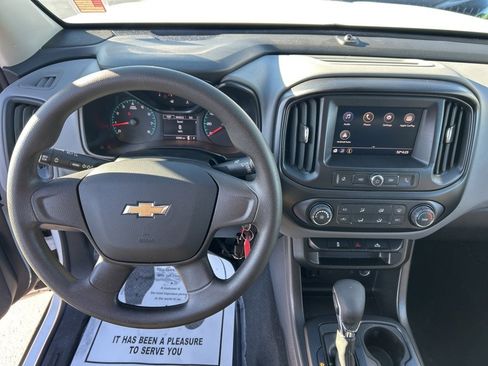 Used 2022 Chevrolet Colorado W/T image 5
