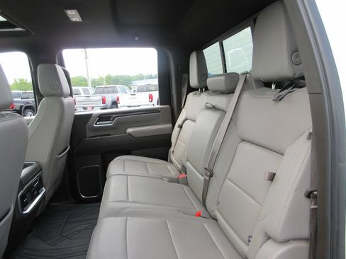 Certified 2024 Chevrolet Silverado 3500 LTZ w/ LTZ Convenience Package AWD/4WD image 25