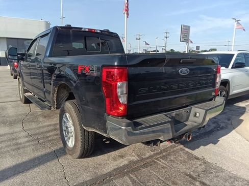 Used 2021 Ford F250 XL w/ STX Appearance Package AWD/4WD image 3
