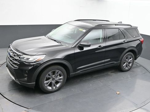 New 2026 Ford Explorer Active w/ Active Comfort Package AWD/4WD image 38