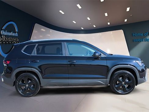 New 2025 Volkswagen Taos SEL image 4
