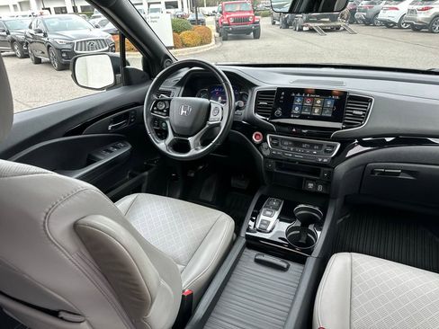 Used 2019 Honda Passport Touring image 36