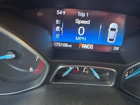Used 2018 Ford Focus Titanium image 12