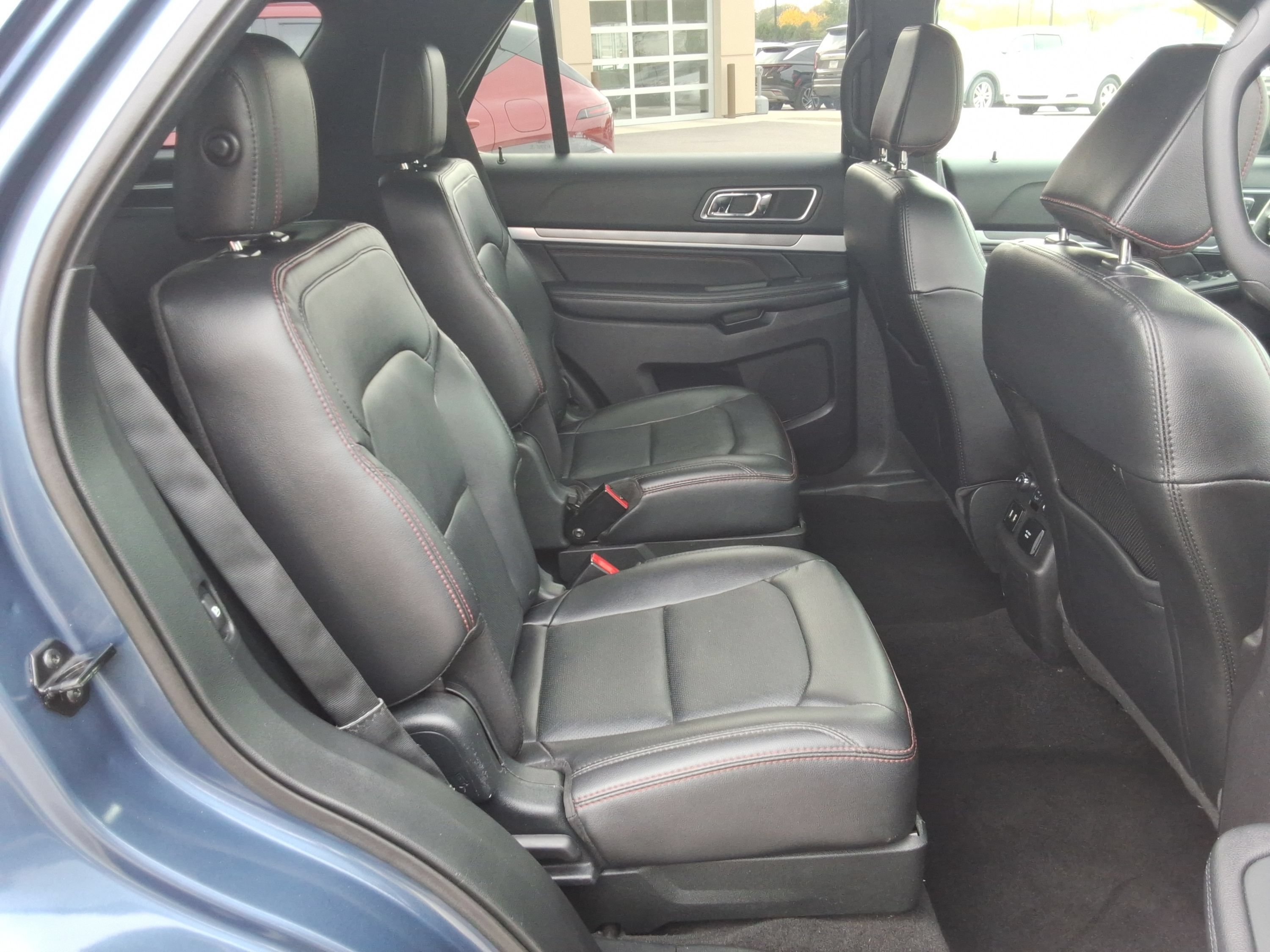 Used 2019 Ford Explorer Sport w/ Equipment Group 401A AWD/4WD image 33