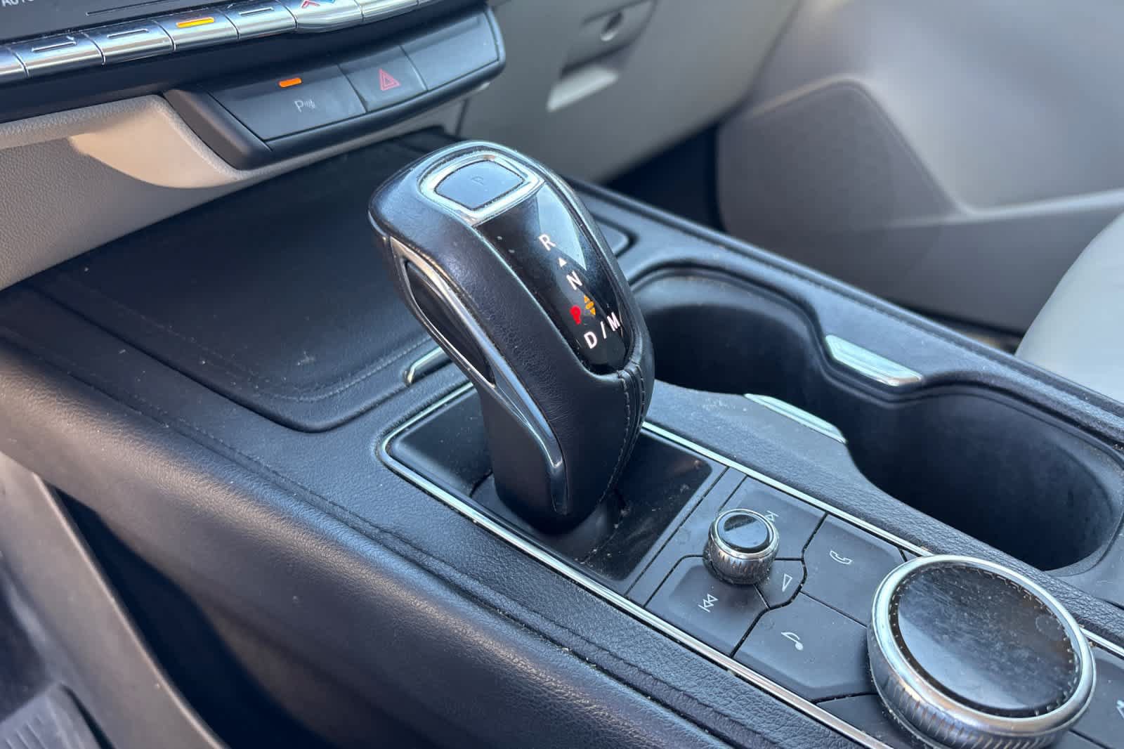 Used 2019 Cadillac XT4 Premium Luxury FWD image 22