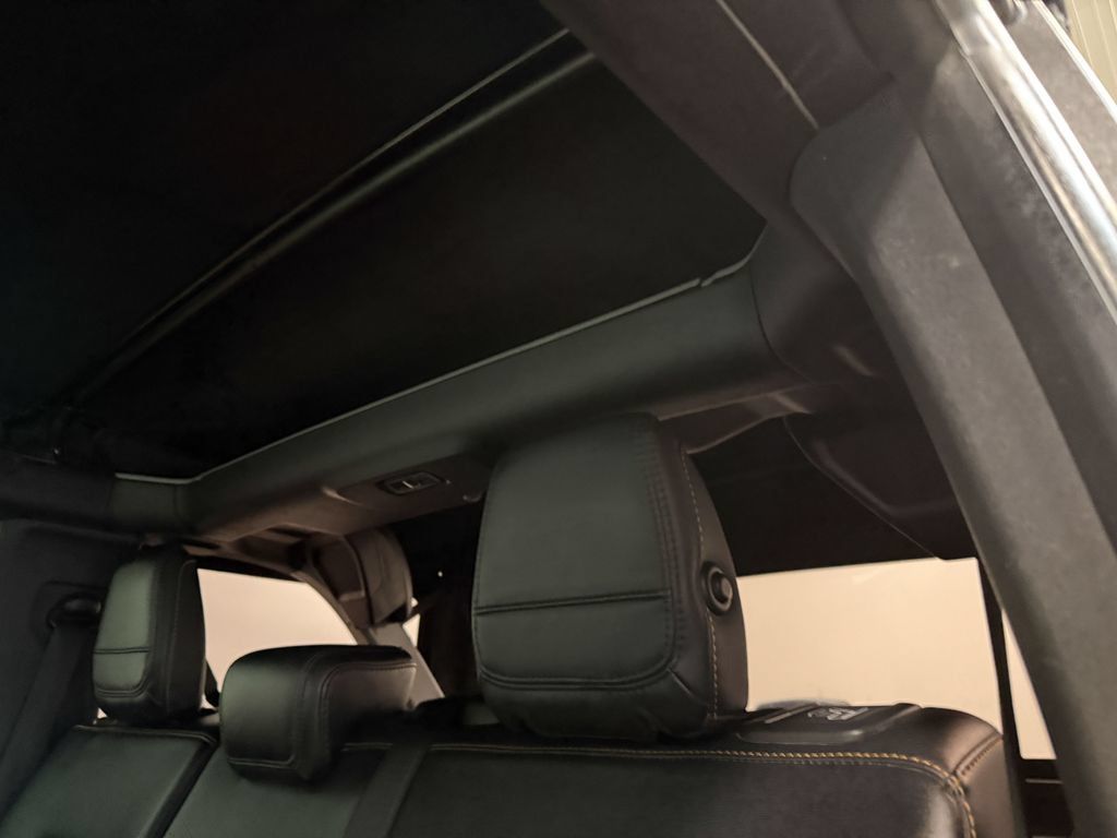 Used 2023 Ford Bronco Badlands AWD/4WD image 9