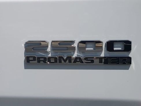 Used 2025 RAM ProMaster 2500 w/ Convenience Group FWD image 13