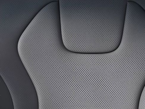 New 2026 Hyundai Elantra Limited FWD image 15