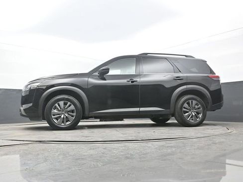 Used 2025 Nissan Pathfinder SV image 55