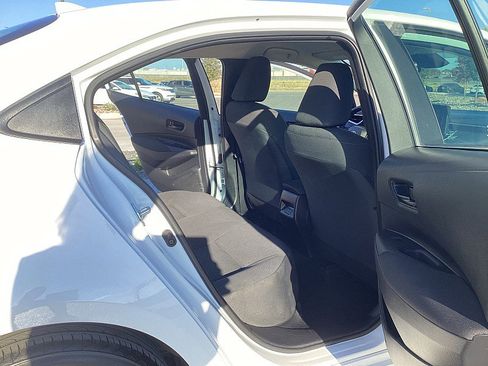 Used 2023 Toyota Corolla LE image 13