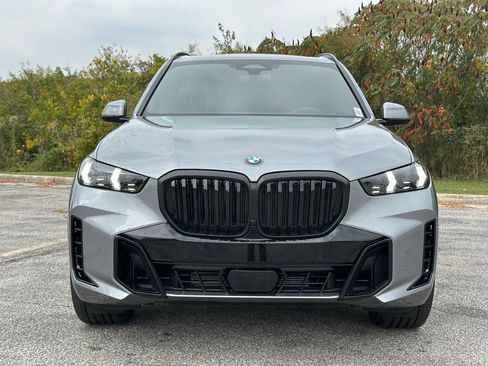 New 2026 BMW X5 xDrive40i w/ M Sport Package image 2