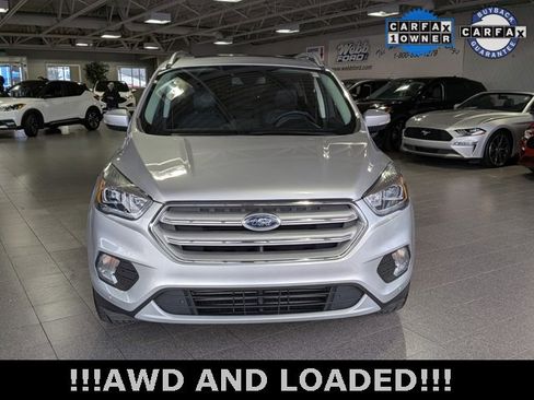 Used 2018 Ford Escape Titanium image 3