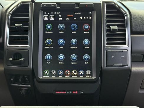 Used 2017 Ford F250 XLT image 11