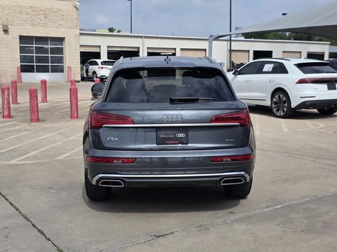 Used 2023 Audi Q5 2.0T Premium w/ Convenience Package AWD/4WD image 6
