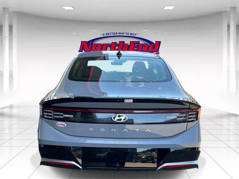 Used 2025 Hyundai Sonata SEL FWD image 4