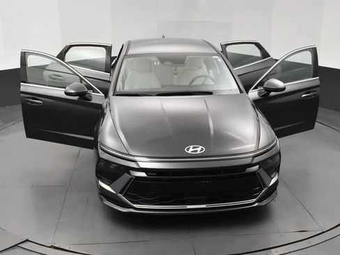 Used 2025 Hyundai Sonata SEL FWD image 10