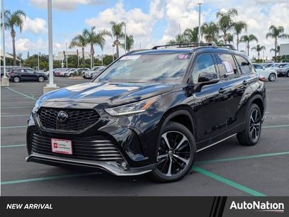 Certified 2021 Toyota Highlander XSE