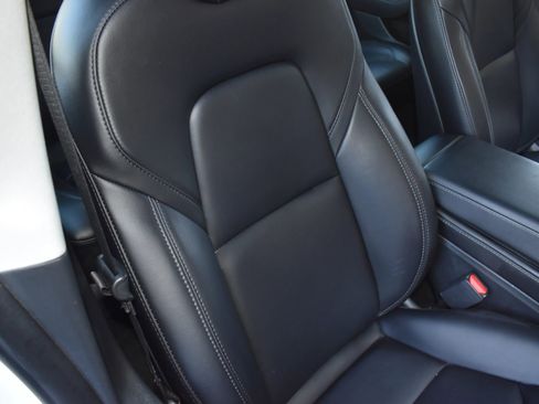 Used 2023 Tesla Model 3 Standard Range image 16