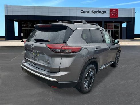 New 2026 Nissan Rogue Platinum w/ Platinum Premium Package image 5