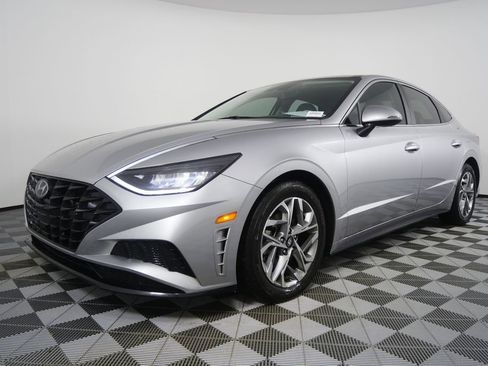 Used 2020 Hyundai Sonata SEL w/ Convenience + Sunroof Package image 7