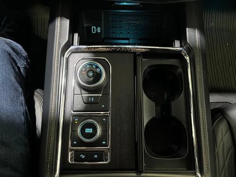 Used 2022 Ford Expedition Platinum AWD/4WD image 24