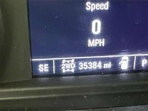 Used 2022 Chevrolet Silverado 1500 Custom image 14