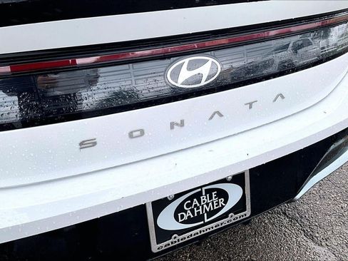 Used 2025 Hyundai Sonata SEL FWD image 6