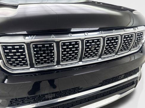 Used 2023 Jeep Grand Wagoneer Series II AWD/4WD image 26