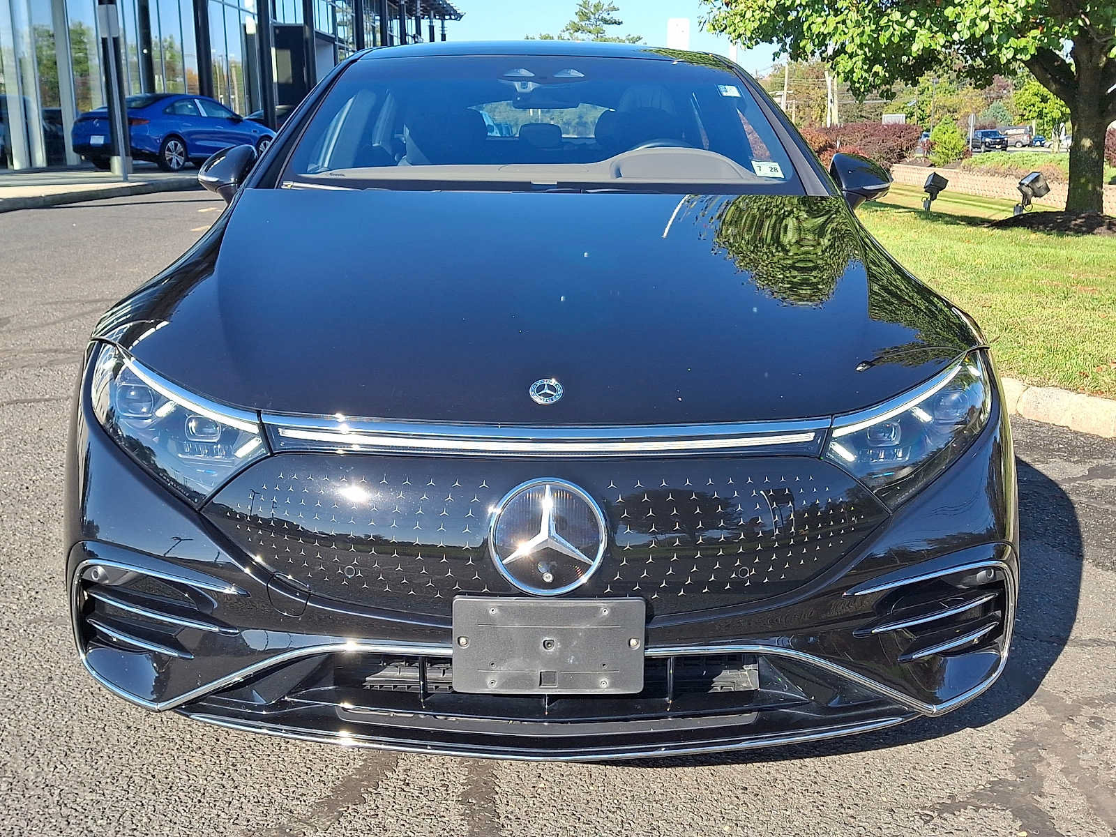 Used 2023 Mercedes-Benz EQS 580 4MATIC Sedan image 2