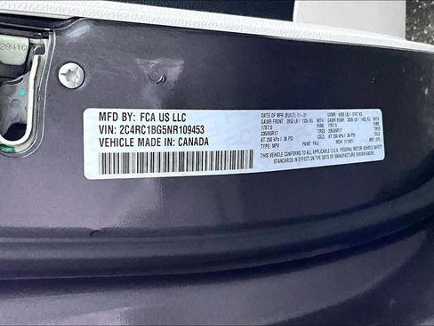 Used 2022 Chrysler Pacifica Touring-L image 21