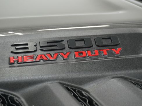 Used 2025 RAM 3500 Limited AWD/4WD image 8