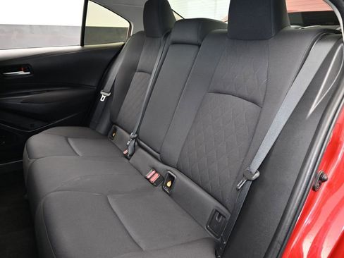 Used 2020 Toyota Corolla LE image 29