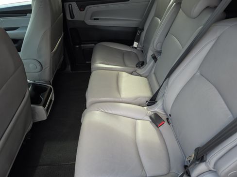 Certified 2024 Honda Odyssey EX-L image 10