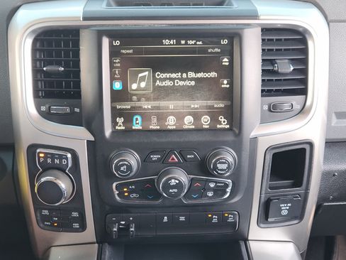 Used 2017 RAM 1500 Big Horn AWD/4WD image 18