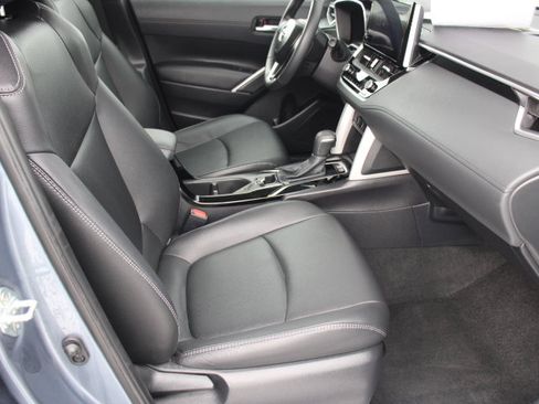Certified 2024 Toyota Corolla Cross XLE image 20