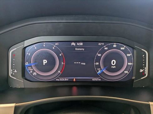 Used 2023 Volkswagen Atlas SE w/ Black Wheel Package image 10